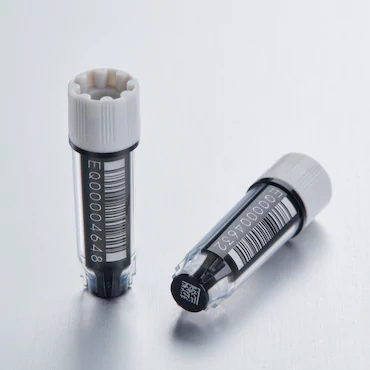 艾本德Eppendorf CryoStorage Vial，無菌, 無菌, 0.5 mL, 不含 DNase、RNase、人類 DNA 和內(nèi)毒素；外螺紋，預(yù)先加蓋灰色管蓋，帶 2D SafeCode 